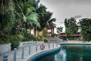 【享趣】<馬新五天品質(zhì)游--克拉克碼頭+圣淘沙名勝世界+濱海灣花園+纜車云頂>